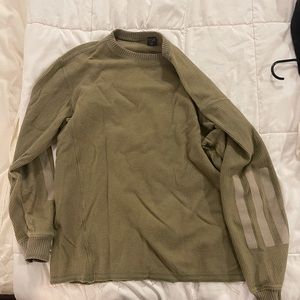 Adidas day one sweater